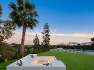 Villa en venta en Aloha, Nueva Andalucia