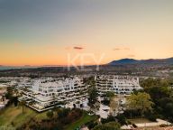 Апартамент на продажу в Las Lomas del Marbella Club, Золотая Миля