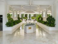 Апартамент на продажу в Las Lomas del Marbella Club, Золотая Миля