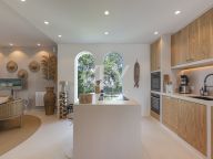 Вилла на продажу в Atalaya de Rio Verde, Новая Андалусия
