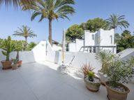 Вилла на продажу в Atalaya de Rio Verde, Новая Андалусия