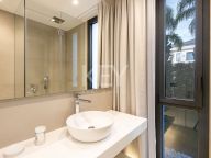 Villa for sale in Los Flamingos, Benahavis