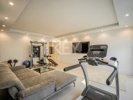 Villa for sale in Los Flamingos, Benahavis