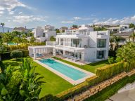 Villa for sale in Los Flamingos, Benahavis