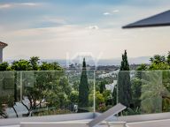 Villa for sale in Los Flamingos, Benahavis