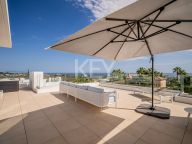 Villa for sale in Los Flamingos, Benahavis
