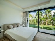 Villa for sale in Los Flamingos, Benahavis