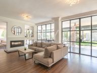 Вилла на продажу в Guadalmina Alta, Сан Педро де Алькантара