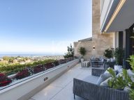 Duplex for sale in La Quinta, Benahavis