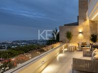 Duplex for sale in La Quinta, Benahavis
