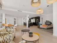 Duplex for sale in Aloha Hill Club, Nueva Andalucia
