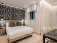 Апартамент на продажу в Bahía del Velerín, Эстепона