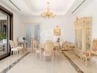 Villa for sale in Casasola, Estepona