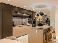 Ático en venta en Bahía del Velerín, Estepona