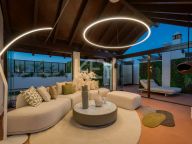 Ático en venta en Bahía del Velerín, Estepona