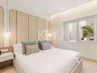 Ático en venta en Bahía del Velerín, Estepona
