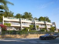 Atico Duplex en venta en Altos de Puente Romano, Marbella Golden Mile