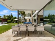 Villa for rent in La Cerquilla, Nueva Andalucia