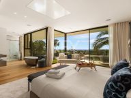 Villa for rent in La Cerquilla, Nueva Andalucia