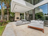 Villa for rent in La Cerquilla, Nueva Andalucia