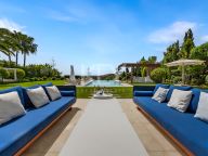 Villa for rent in La Cerquilla, Nueva Andalucia