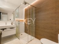 Villa for rent in La Cerquilla, Nueva Andalucia