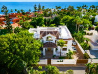 Villa for sale in Casasola, Estepona