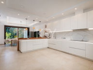 Villa for sale in Casasola, Estepona