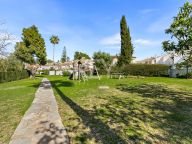 Town House for sale in El Campanario, Estepona