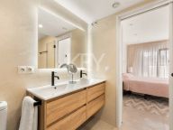 Town House for sale in El Campanario, Estepona