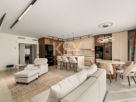 Town House for sale in El Campanario, Estepona