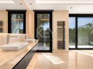Villa en venta en Benahavis