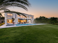 Villa en venta en Benahavis