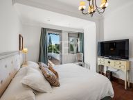 Villa for sale in Los Monteros Playa, Marbella East