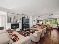 Villa for sale in Los Monteros Playa, Marbella East