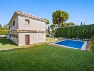Villa for sale in Los Monteros Playa, Marbella East