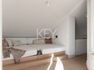Villa for sale in Nueva Andalucia