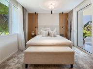 Penthouse for sale in Los Monteros, Marbella East