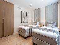 Penthouse for sale in Los Monteros, Marbella East