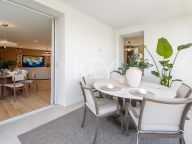 Penthouse for sale in Los Monteros, Marbella East