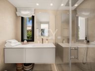 Villa for sale in El Paraiso, Estepona