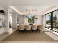 Villa for sale in El Paraiso, Estepona