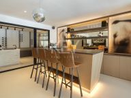 Villa for sale in Rio Verde, Marbella Golden Mile