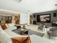 Villa for sale in Rio Verde, Marbella Golden Mile
