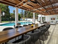 Villa for sale in Rio Verde, Marbella Golden Mile