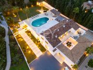 Villa for sale in Rio Verde, Marbella Golden Mile