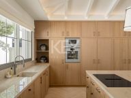 Villa for sale in Marbella Golden Mile