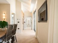Villa for sale in Marbella Golden Mile