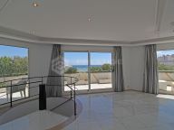Duplex Penthouse in Cipreses del Mar, Marbella