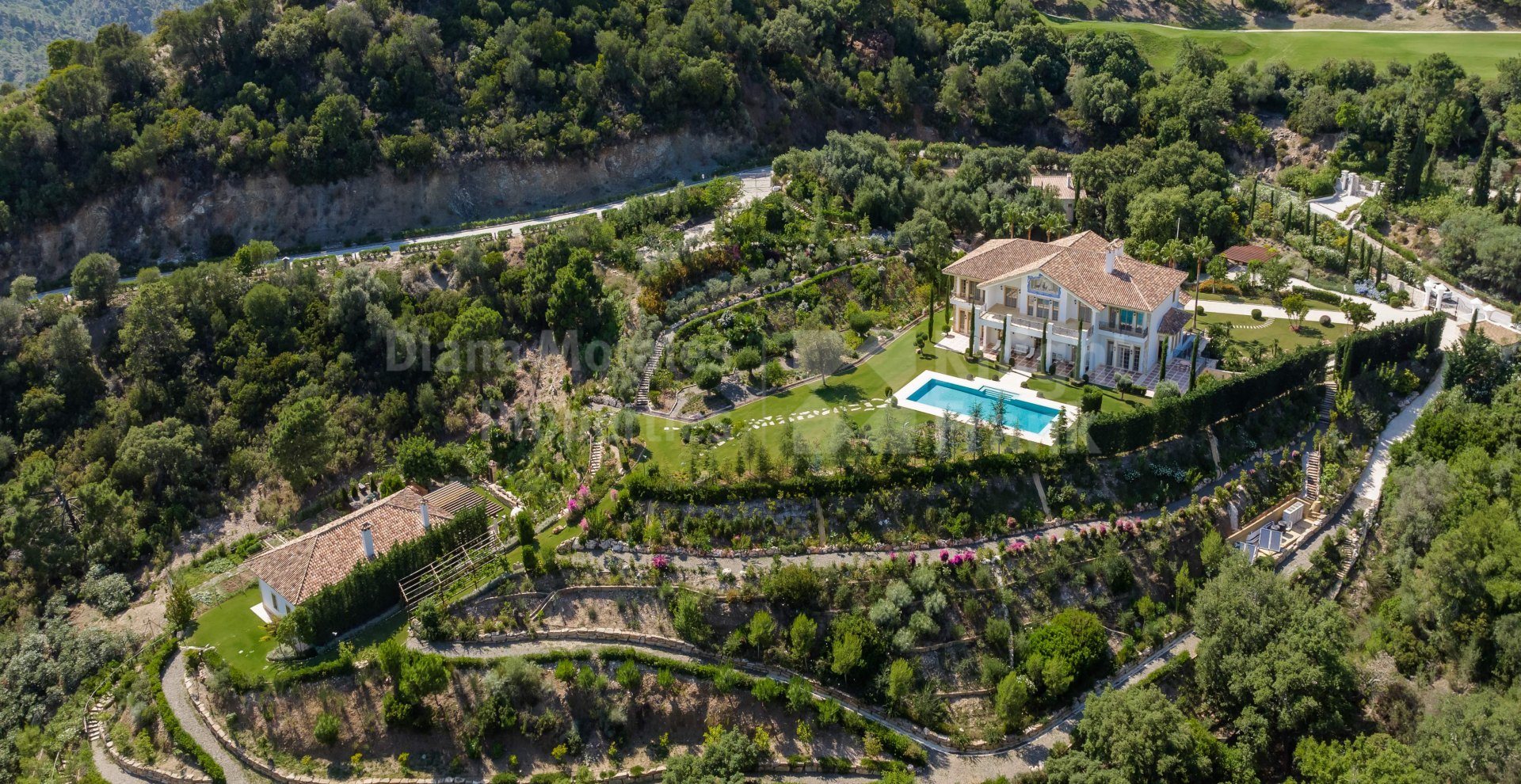 Luxury villa with mountain views in La Zagaleta